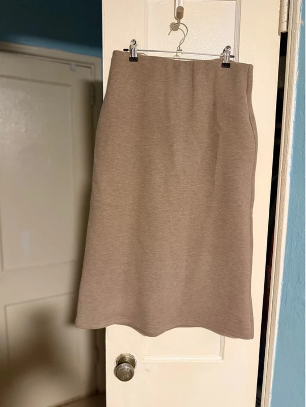 OGL Fuzz Luxe Knee Length Skirt Thick Waistband Size Small NWT